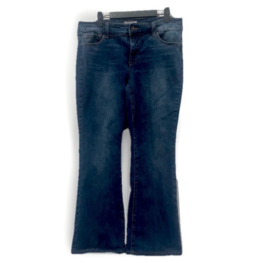 Chico’s So Slimming Women's Dark Blue Flare Jeans Sz 1 (8-10) Short